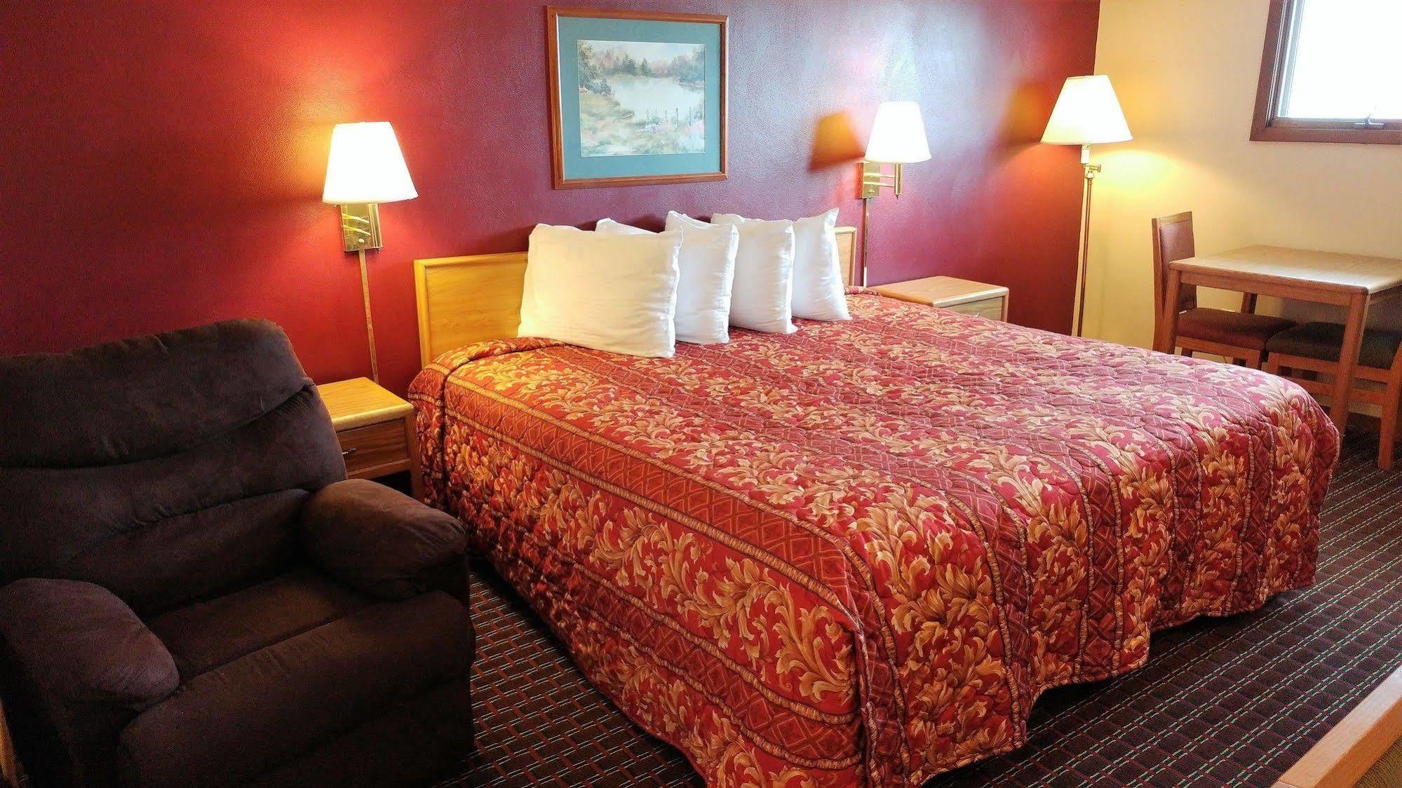 Red Carpet Inn - Windom Esterno foto